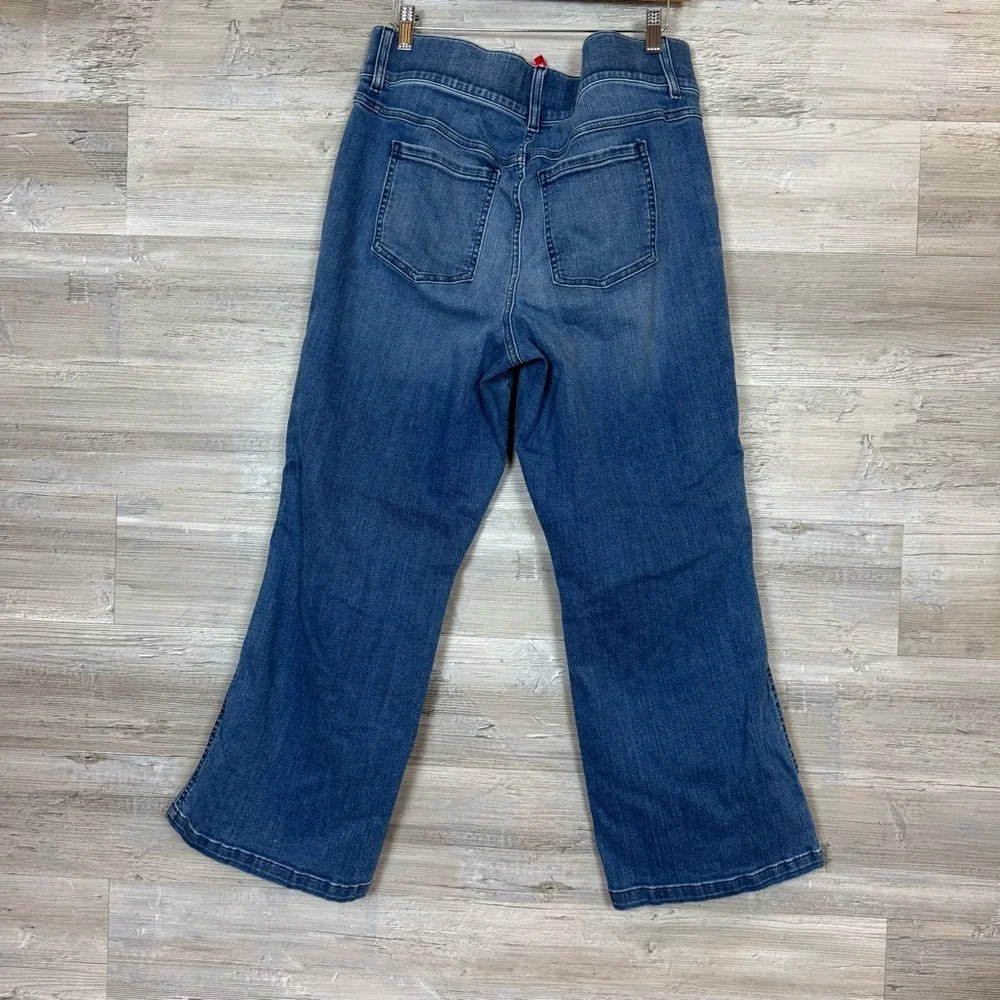 Spanx EveryWear Flare Jeans Pull-On High Rise Medium Wash 1X / 1XT